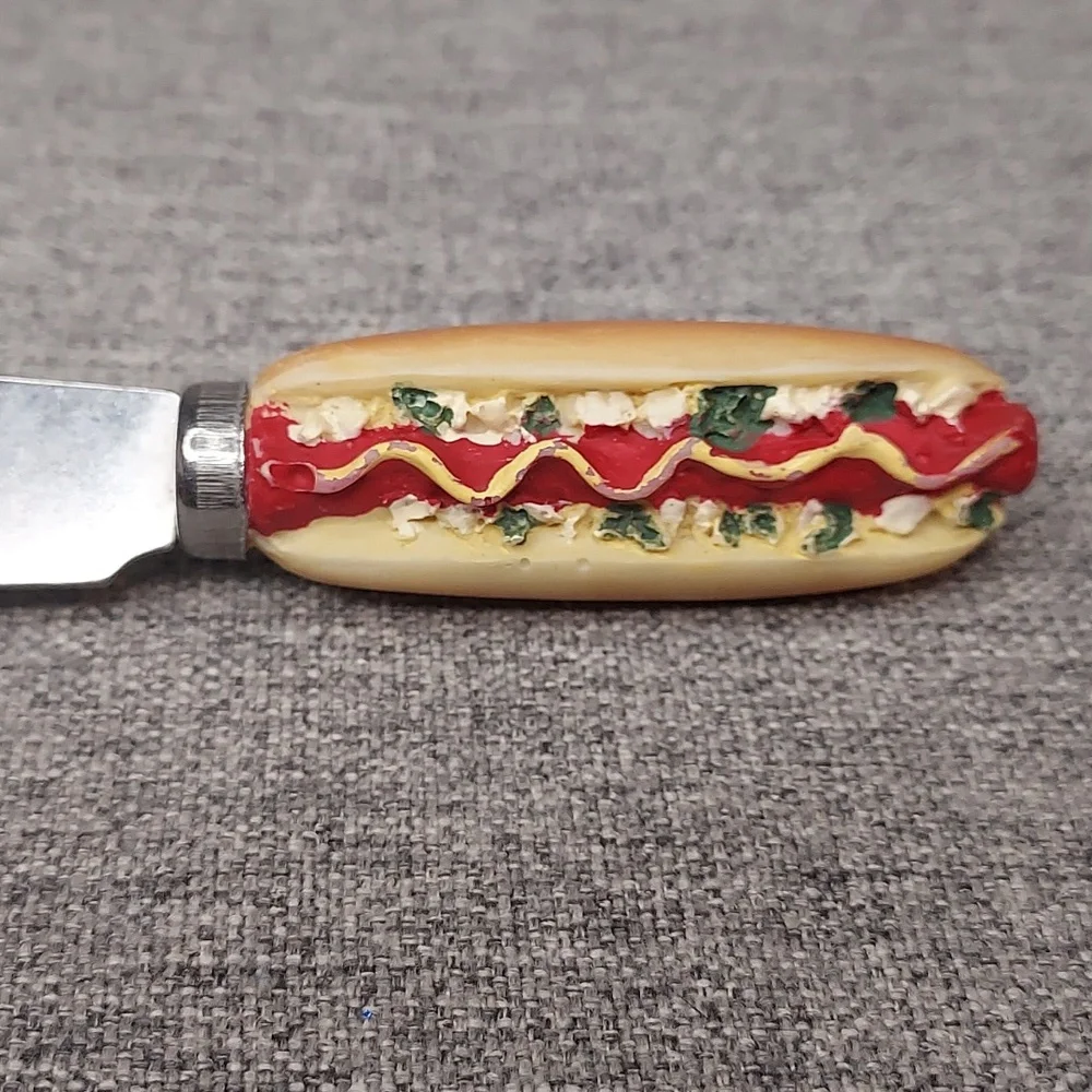 Vintage Novelty Hamburger Hotdog Picnic Butter Cheese Spreaders